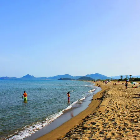 Accogliente A 3 Minuti Dalla Spiaggia 아파트